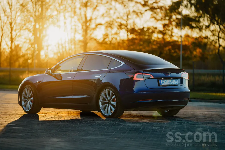 Tesla Model 3 2019 photo 5