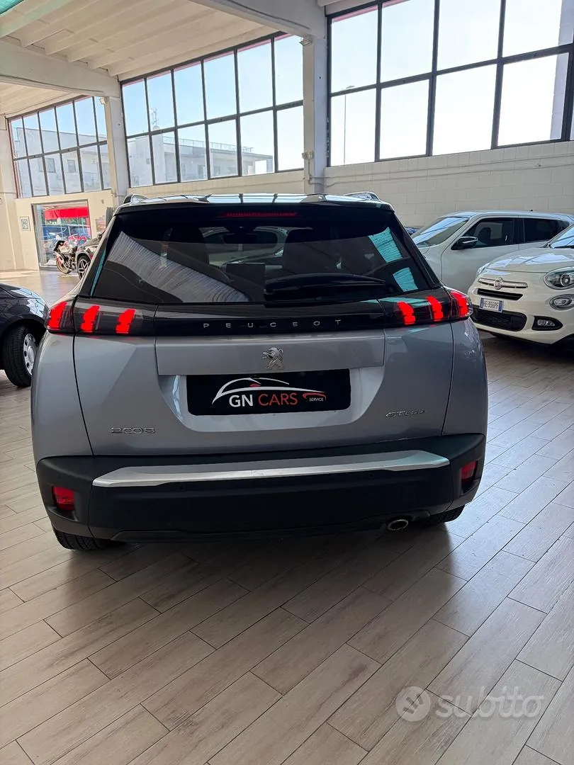 Peugeot 2008 2021 photo 5
