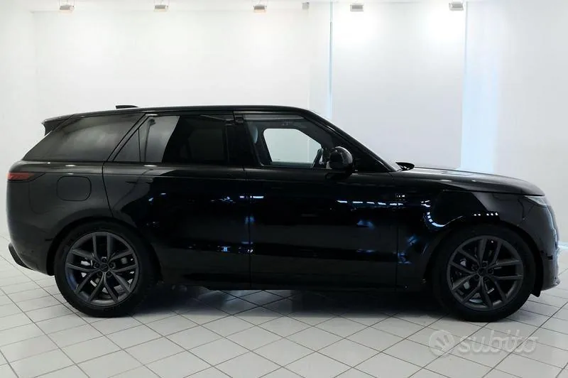 Land Rover Range Rover Sport 2026 photo 5
