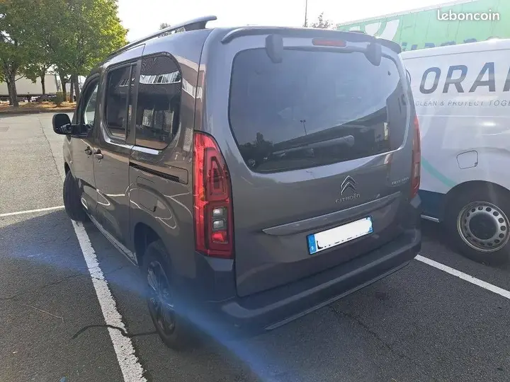 Citroen Berlingo 2021 photo 2