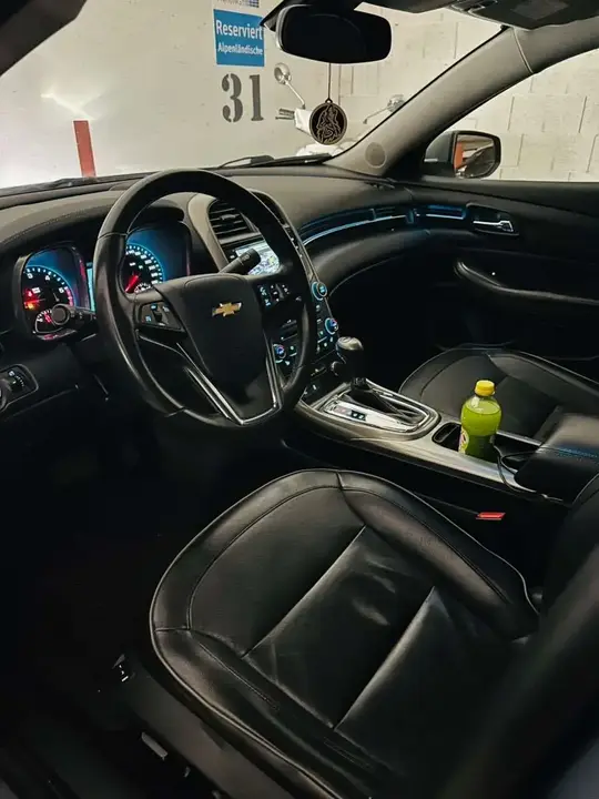 Chevrolet Malibu 2012 photo 2