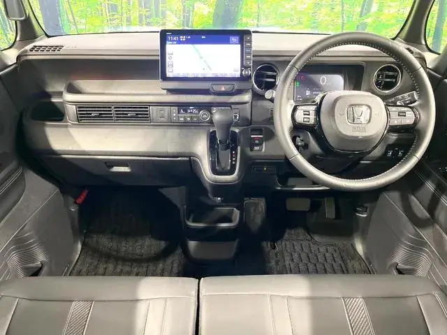 Honda N-Box 2023 photo 2