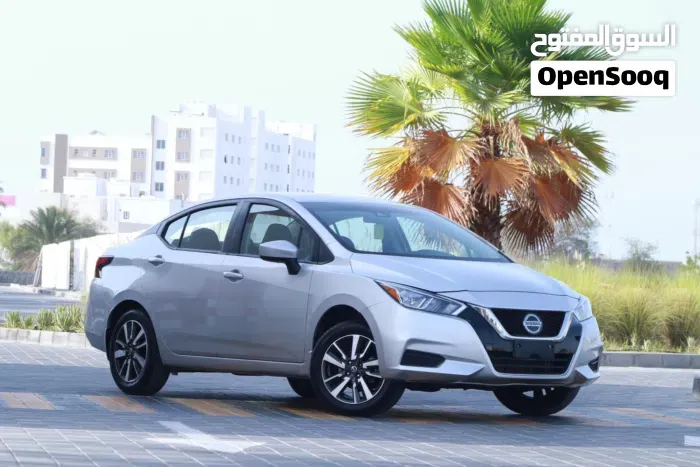 Nissan Versa 2022 photo 2