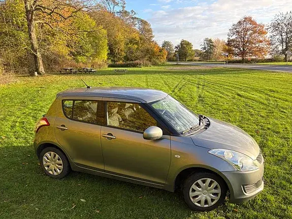 Suzuki Swift 2010 photo 3