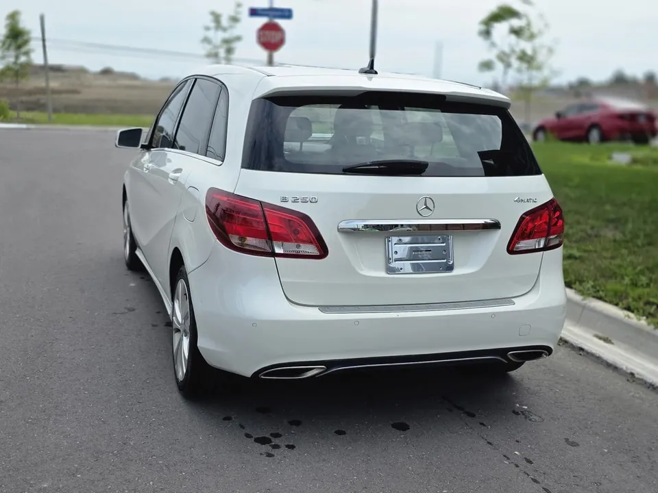 Mercedes-Benz B-Class 2015 photo 4
