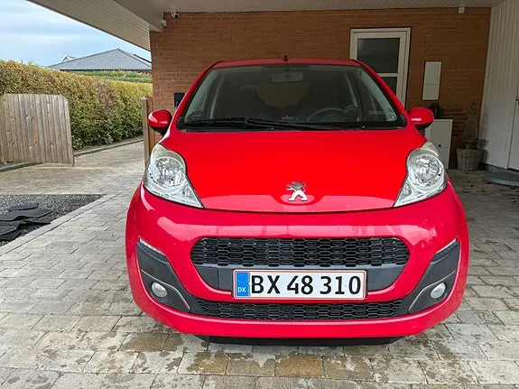 Peugeot 107 2012 photo 2