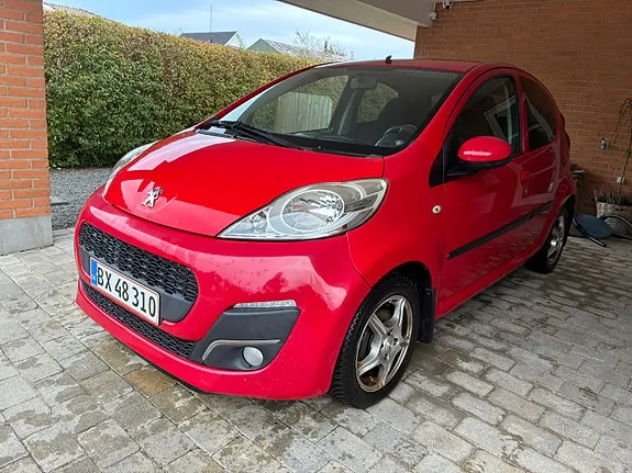 Peugeot 107 2012 photo 3
