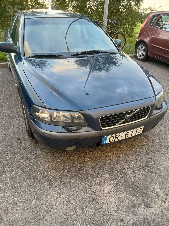 Volvo S60 2002 photo 2