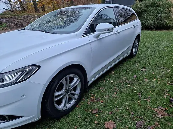 Ford Mondeo 2015 photo 2