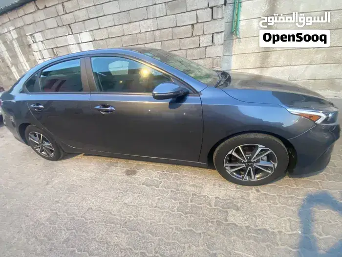 Kia Forte 2023 photo 3