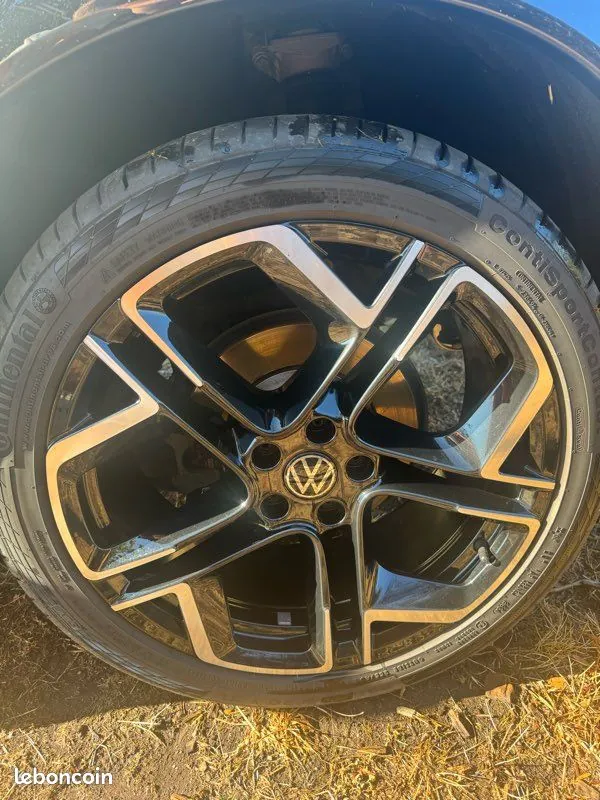 Volkswagen Tiguan 2025 photo 3