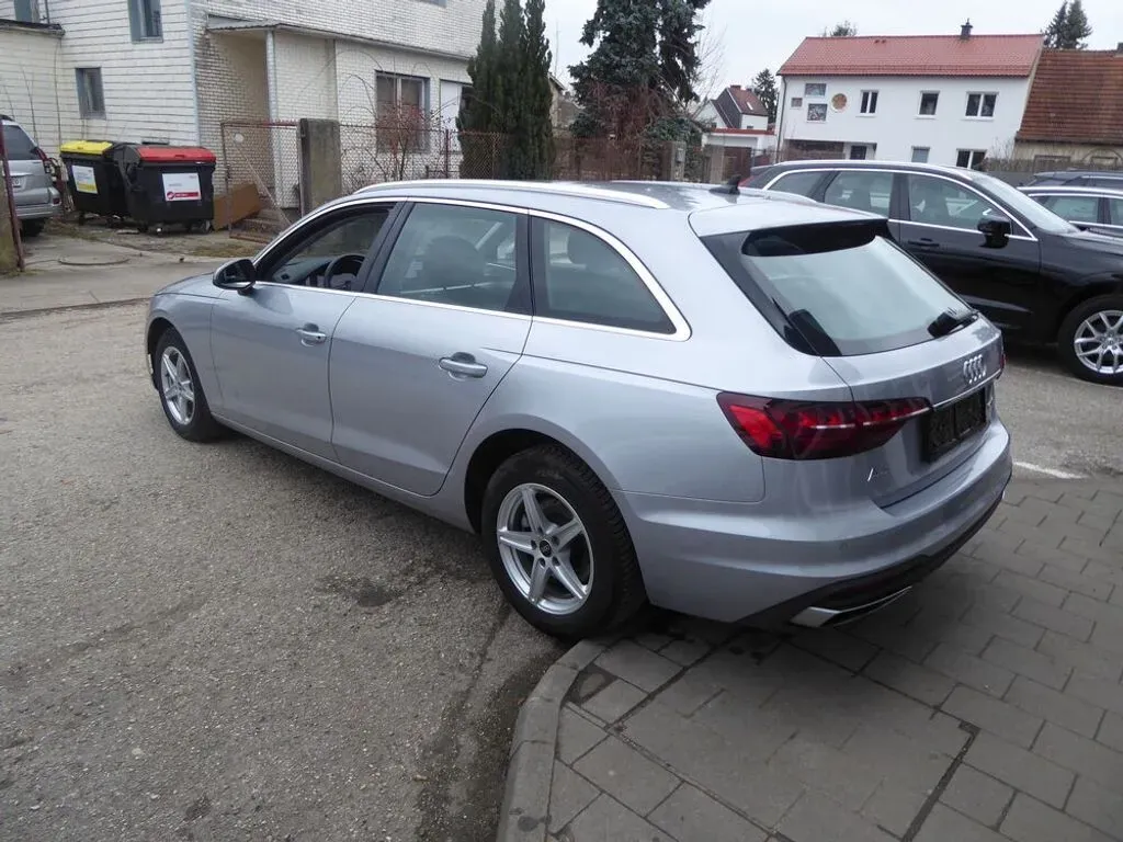 Audi A4 2021 photo 3