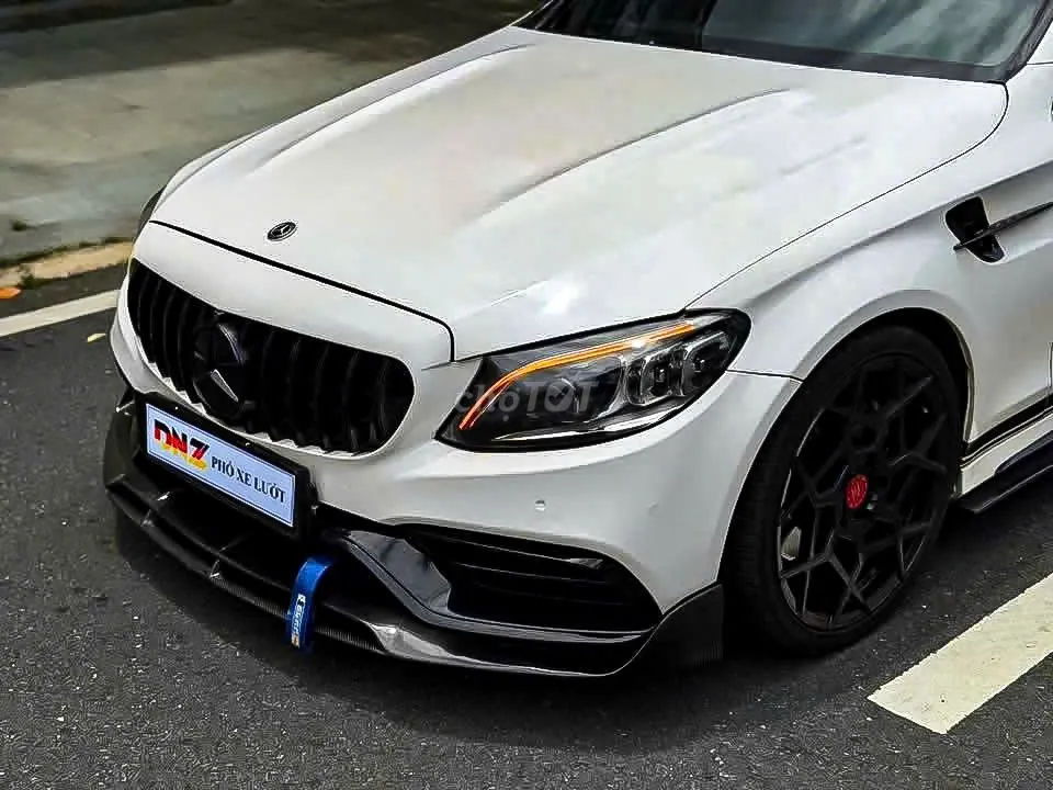 Mercedes-Benz C300 2022 photo 5