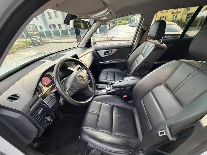 Mercedes-Benz Glk Class 2009 photo 3