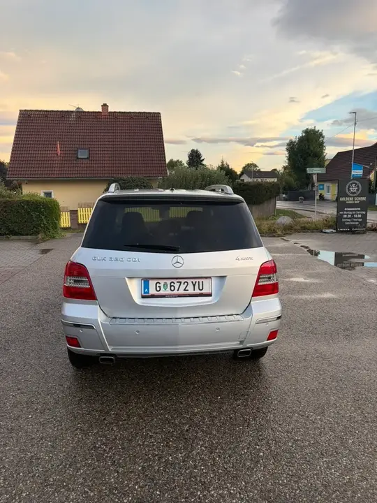 Mercedes-Benz Glk Class 2009 photo 2