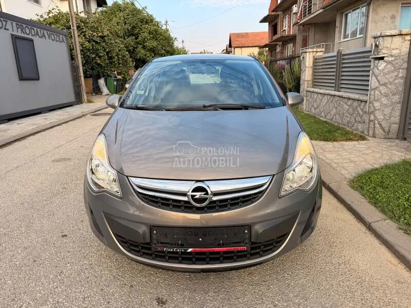 Opel Corsa D 2011 photo 3