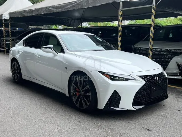 Lexus Is300