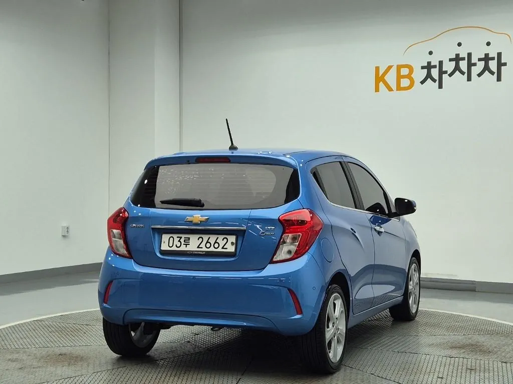 Chevrolet Spark 2017 photo 3