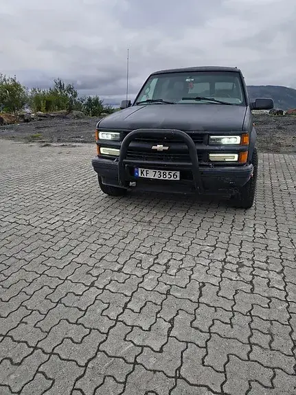 Chevrolet Suburban 1996 photo 2