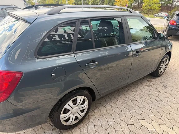 Skoda Fabia 2014 photo 5