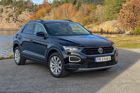 Volkswagen T-Roc 2019 photo 2