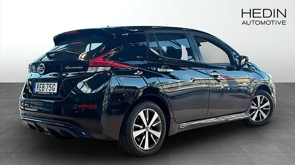 Nissan Leaf 2021 photo 2