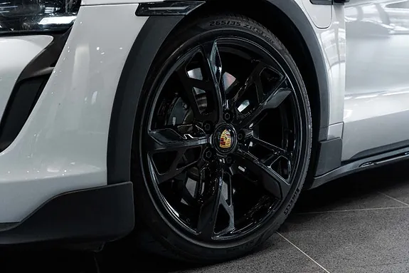Porsche Taycan Cross Turismo 2021 photo 3