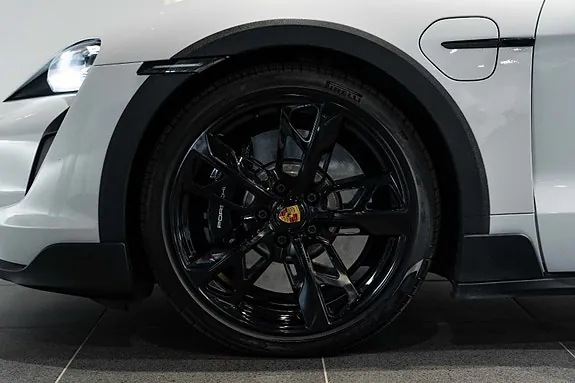 Porsche Taycan Cross Turismo 2021 photo 5