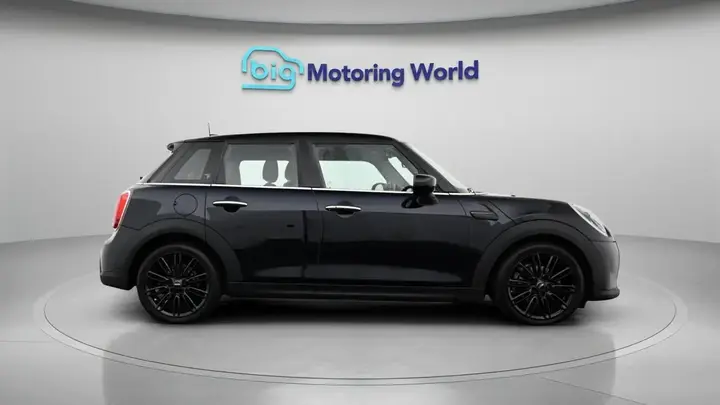 Mini Hatch 2023 photo 5
