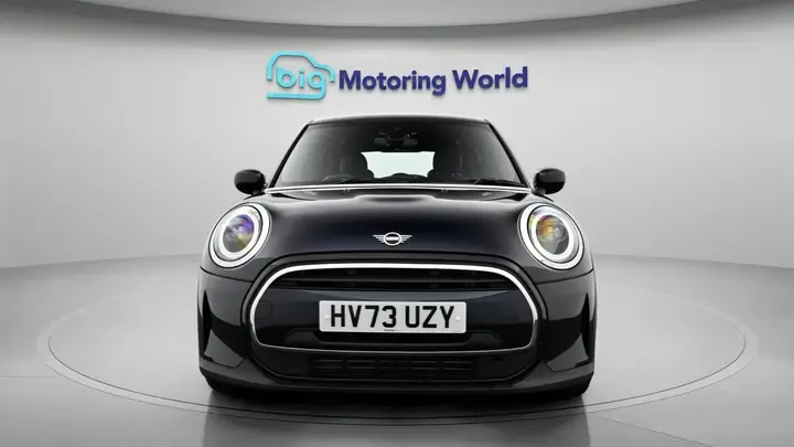 Mini Hatch 2023 photo 3