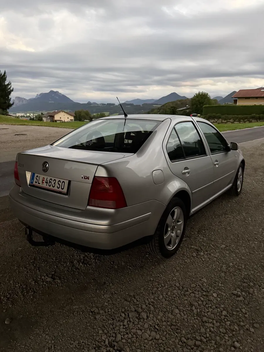 Volkswagen Bora 2001 photo 3