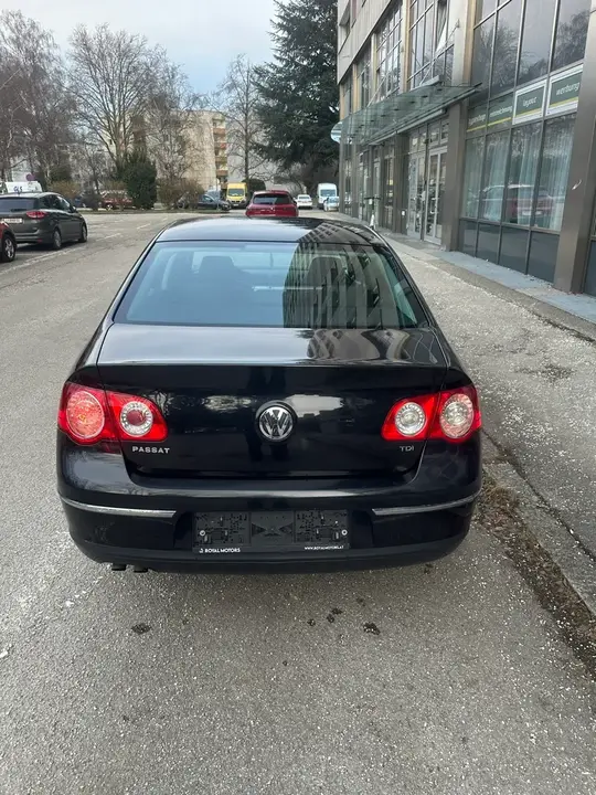 Volkswagen Passat 2009 photo 2