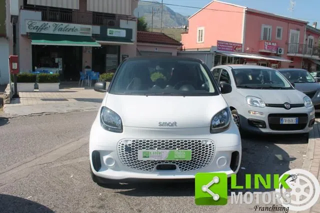 Smart Fortwo 2022 photo 2