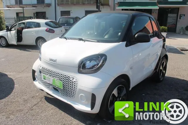 Smart Fortwo 2022 photo 3
