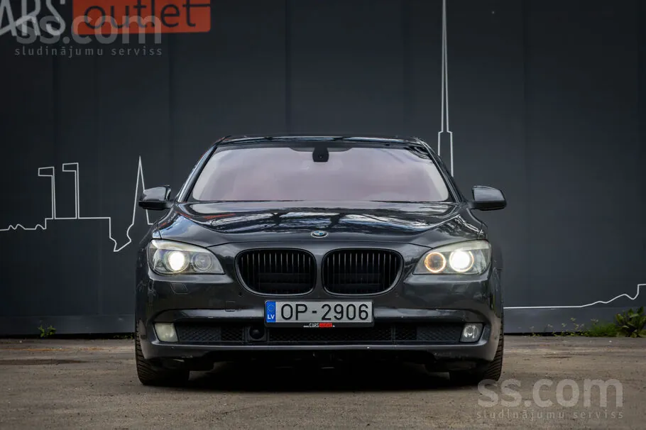 BMW 730 2008 photo 2