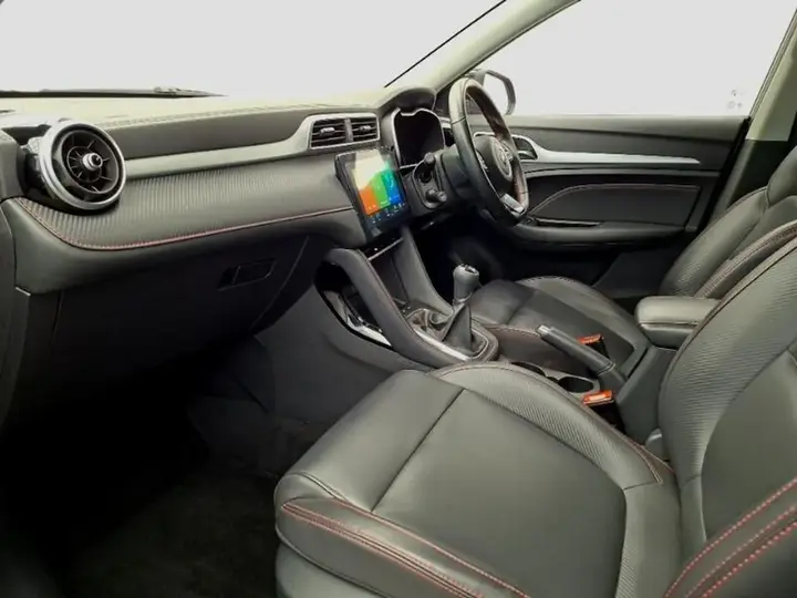 MG Mg Zs 2023 photo 5