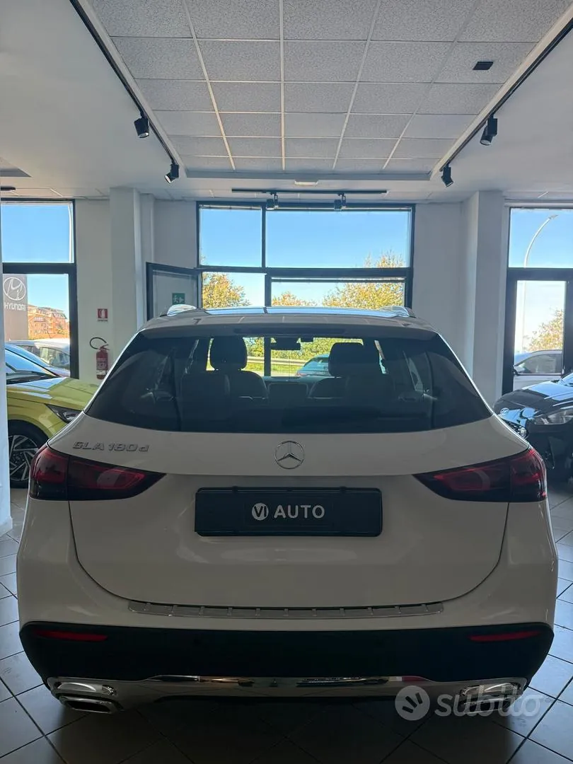 Mercedes-Benz Gla 2023 photo 4