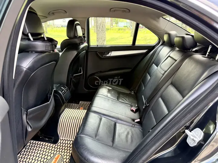 Mercedes-Benz C-Class 2009 photo 5