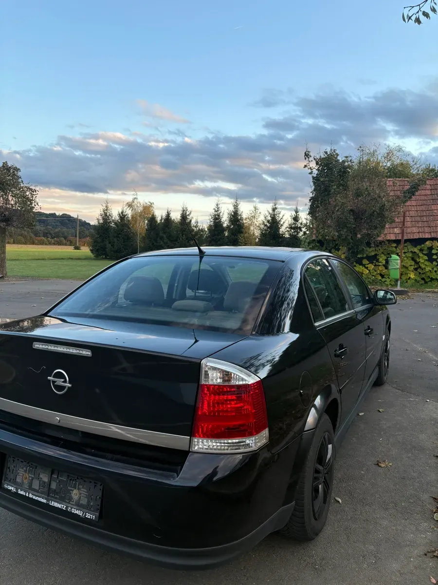 Opel Vectra 2004 photo 3