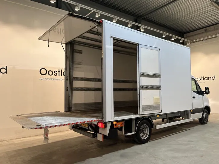 Mercedes-Benz Sprinter 2022 photo 2
