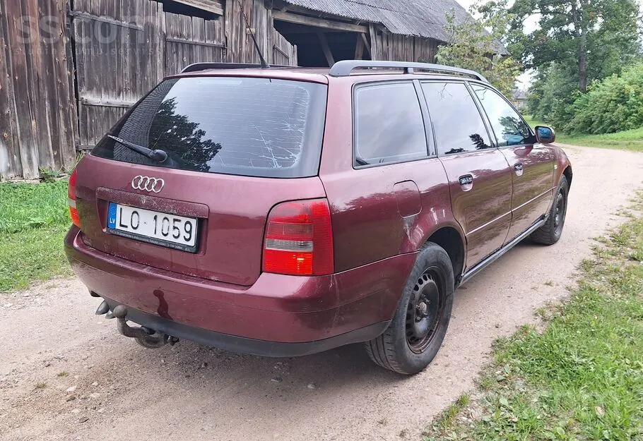 Audi A4 1999 photo 3