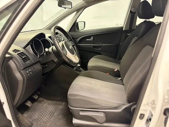 Kia Venga 2011 photo 5