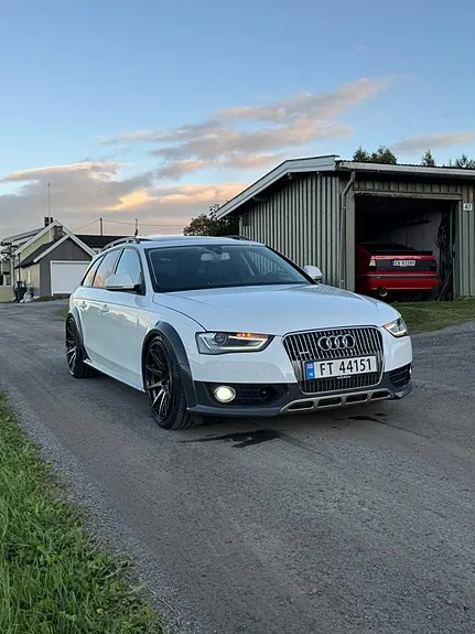 Audi A4 Allroad 2013 photo 2