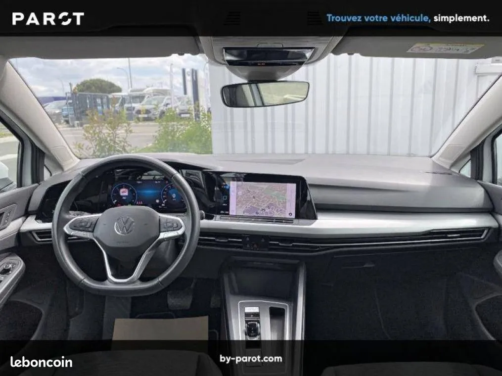 Volkswagen Golf 2024 photo 3