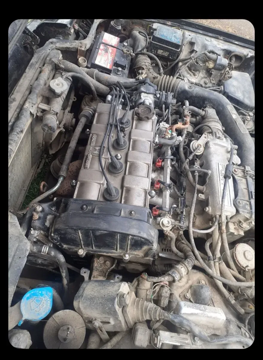 Honda Prelude 1987 photo 2
