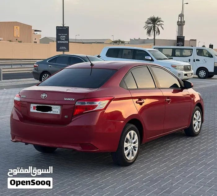 Toyota Yaris 2015 photo 3