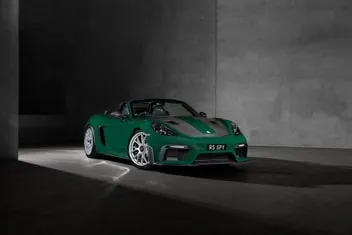 Porsche 718 Spyder Rs (982)