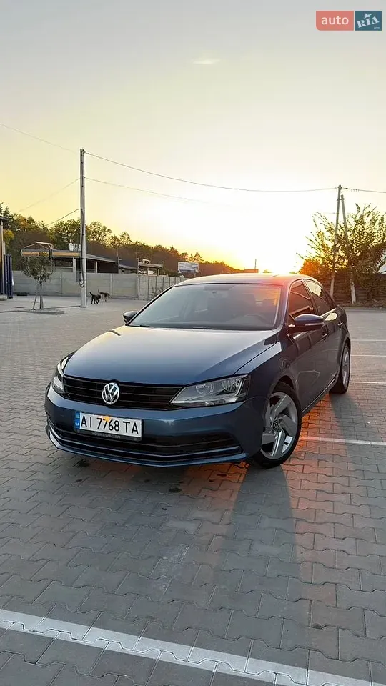 Volkswagen Jetta 2017 photo 2