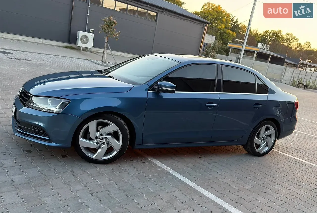 Volkswagen Jetta 2017 photo 3