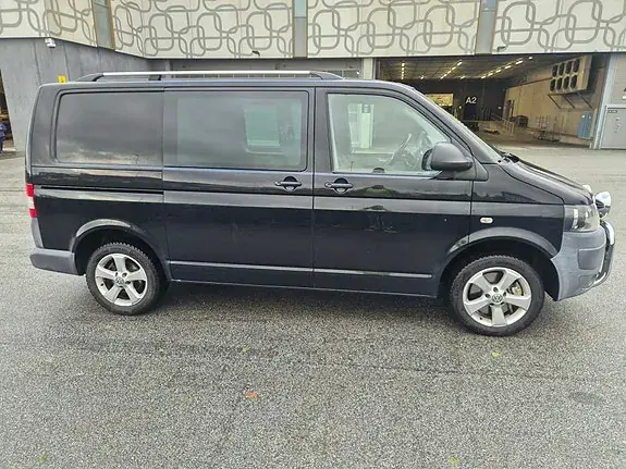 Volkswagen Transporter 2011 photo 2